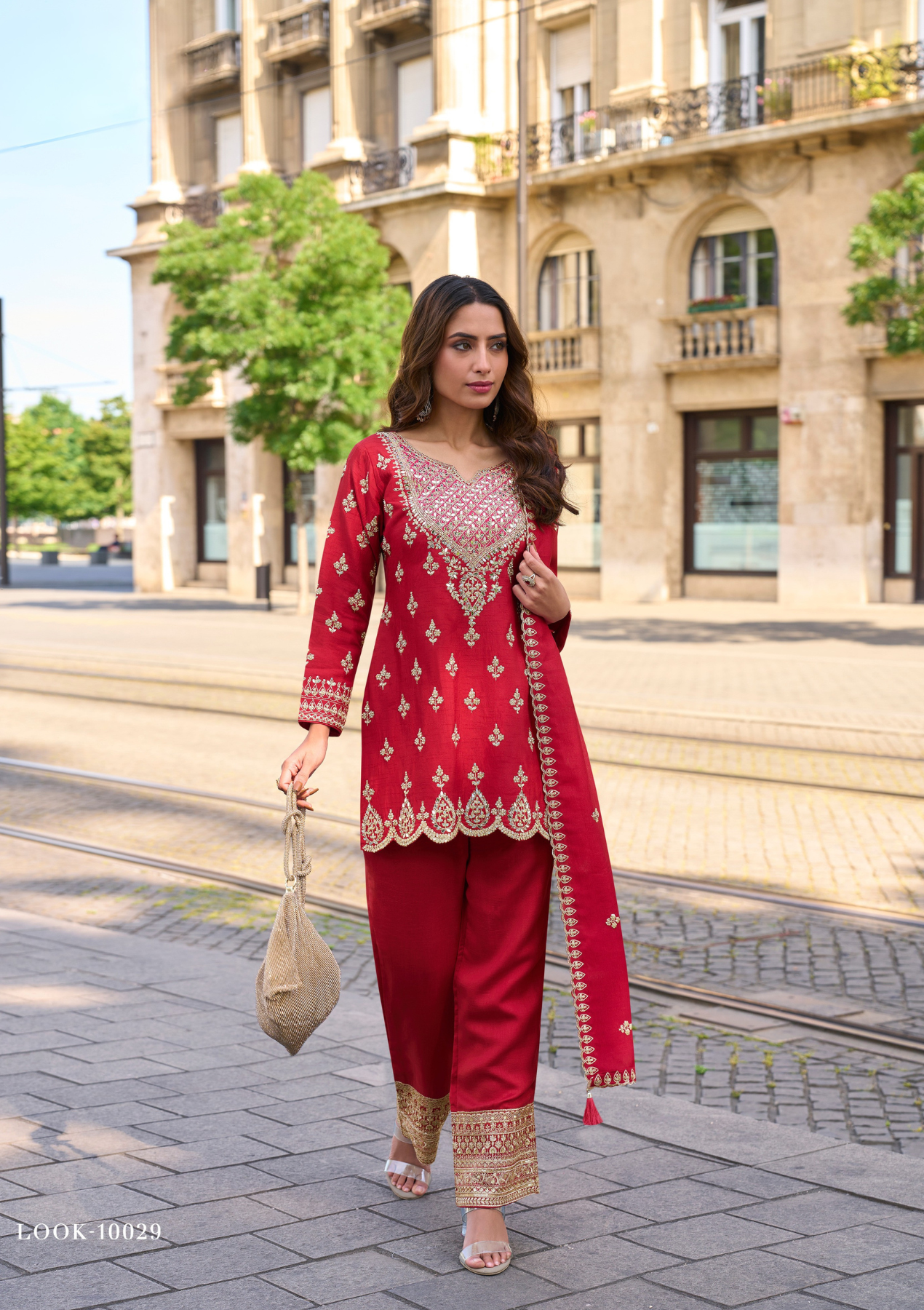 Premium Simar Silk Embroidered Salwar Suit with Mirror Work & Organza Dupatta – Sizes XL & XXL