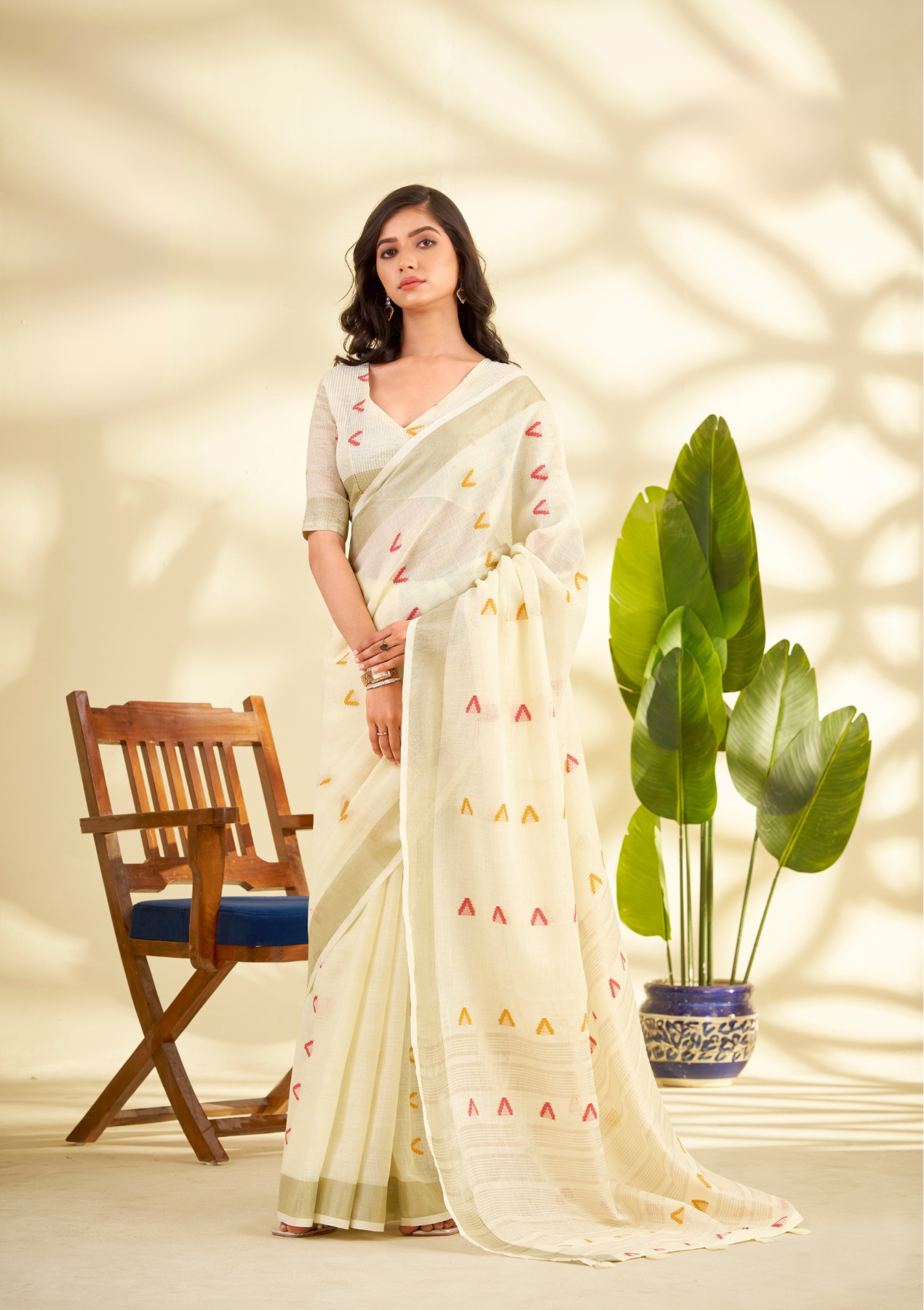 Elegant Linen Silk Saree – Lightweight & Stylish Office Wear