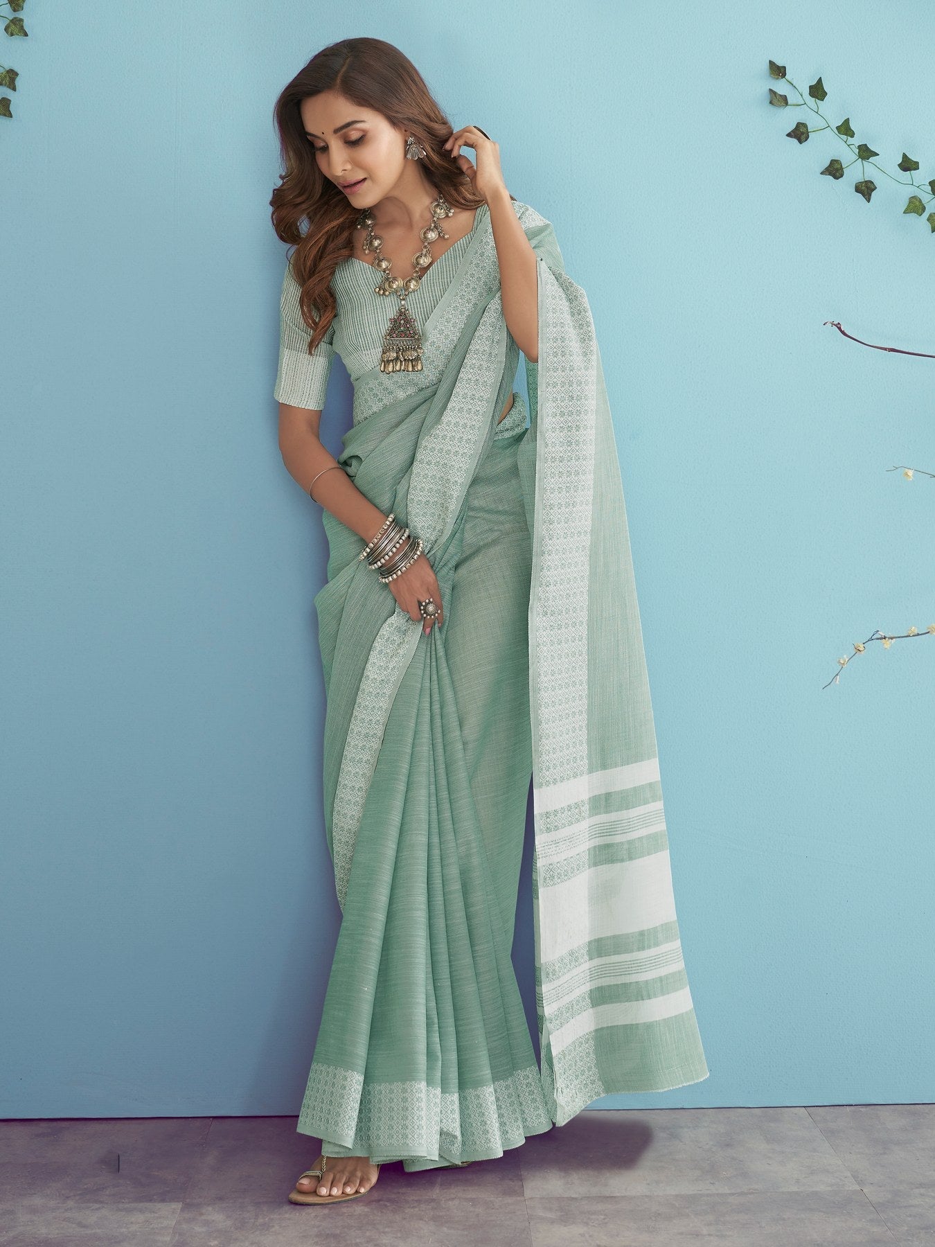 Enchanting Seagreen Linen Silk Saree with Chikankari Border for Parties and Weddings