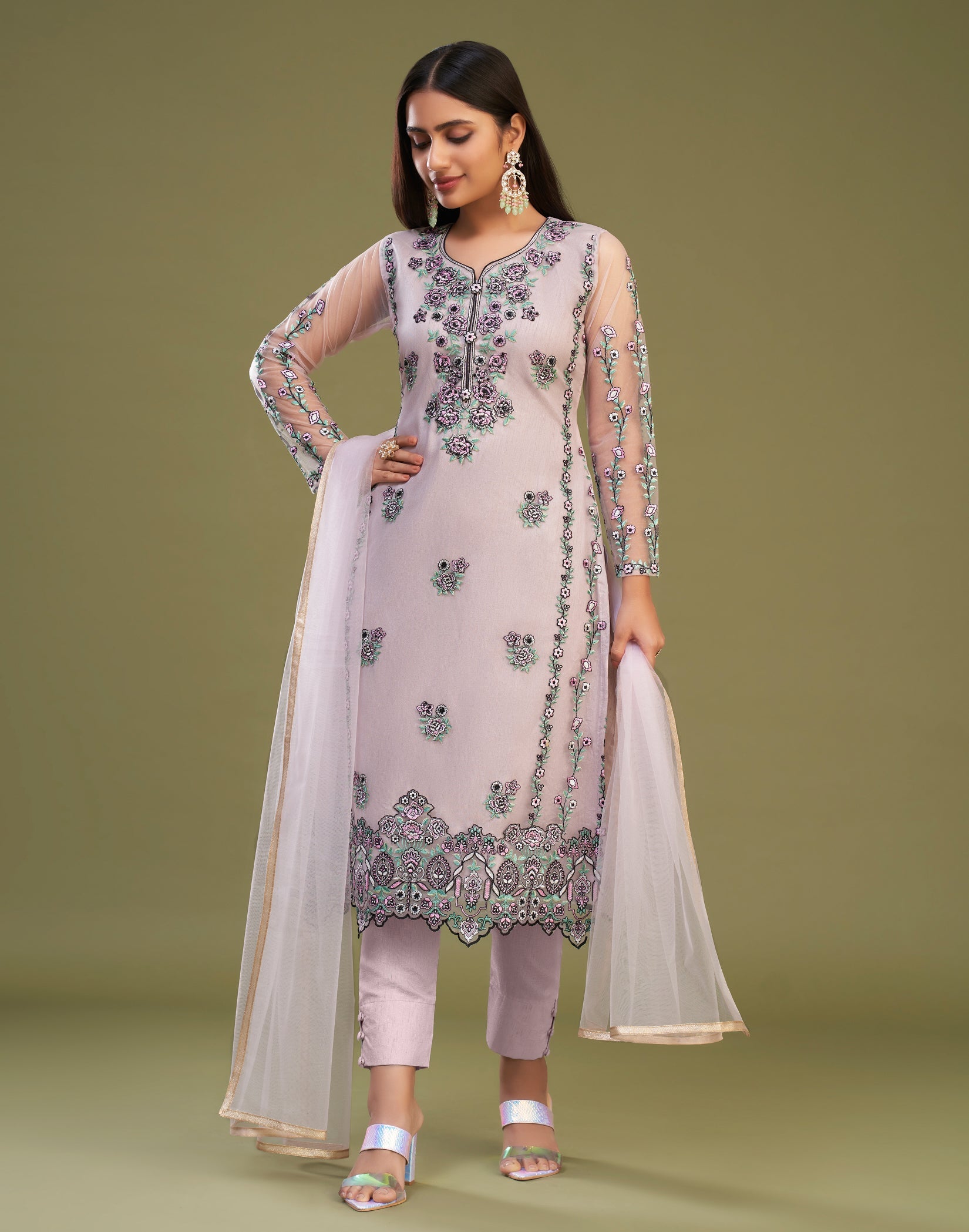 Pink Salwar Suit with Exquisite Multi-Thread Embroidery for Weddings and Parties