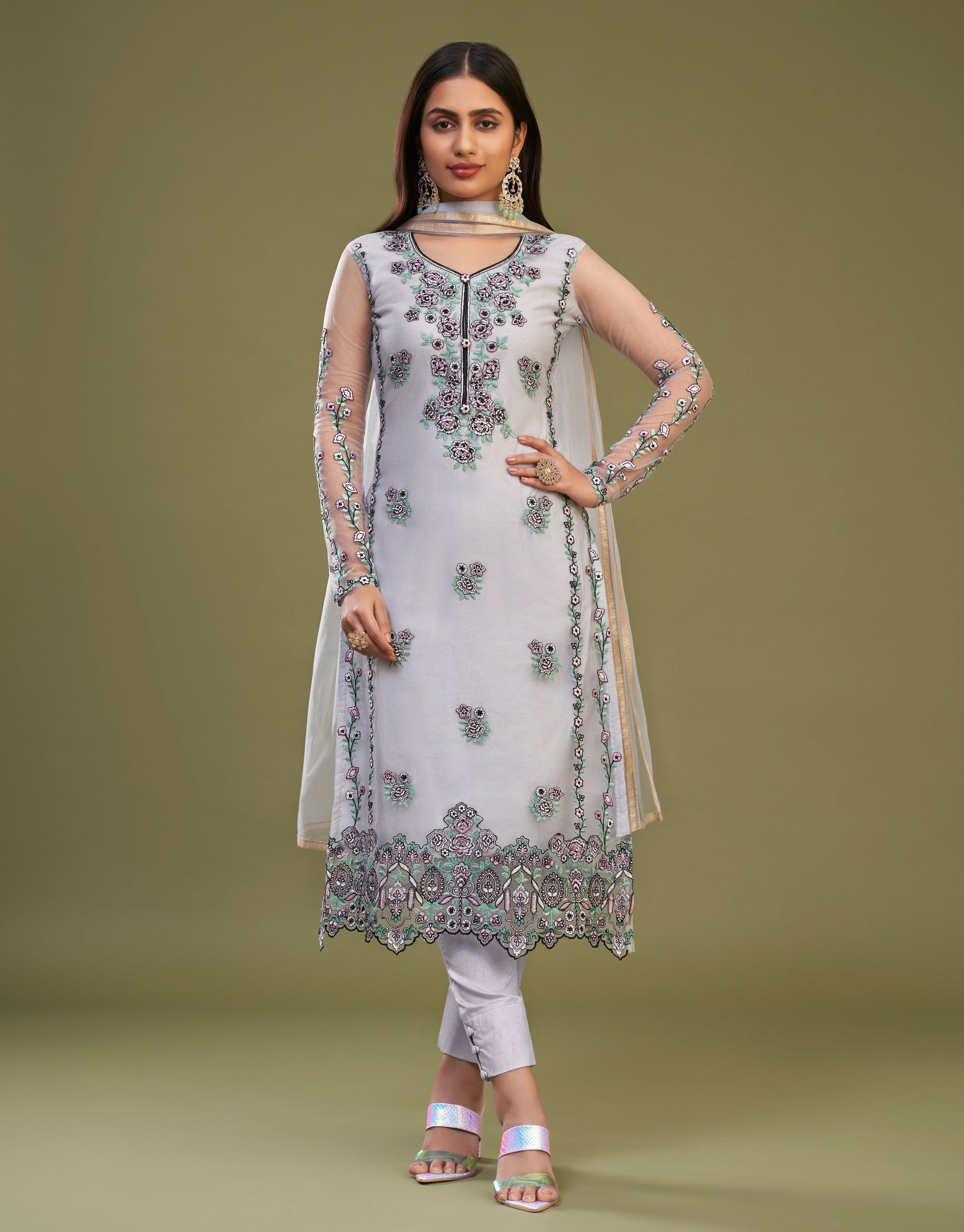 Lavender Salwar Suit: Exquisite Multi Thread Embroidery for Weddings & Parties