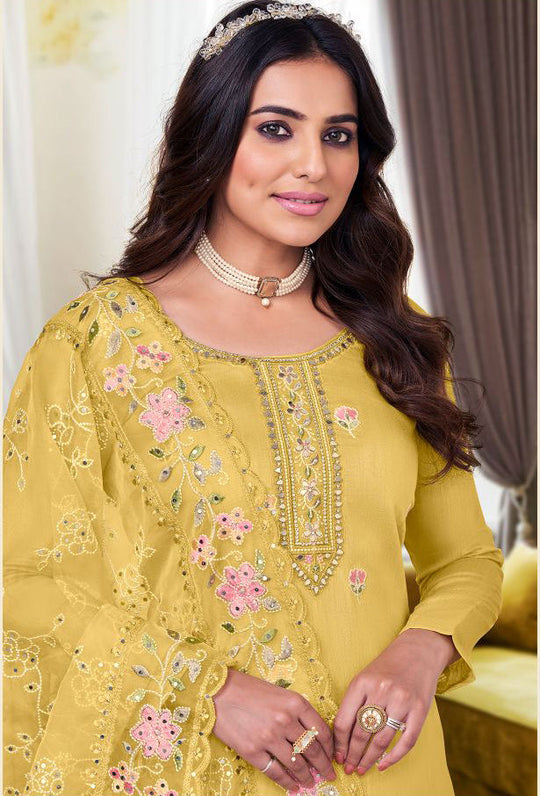 Elegant Yellow Maheshwari Silk Salwar Suit with Heavy Embroidery for Weddings & Parties