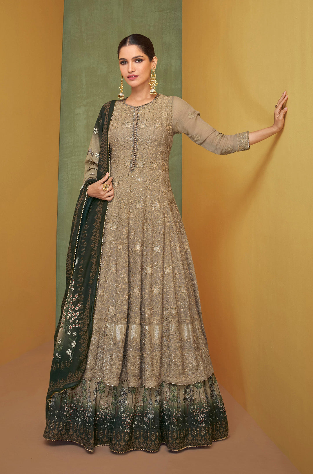 Elegant Grey Gown: Foux Georgette, Intricate Embroidery, Perfect for Parties & Weddings