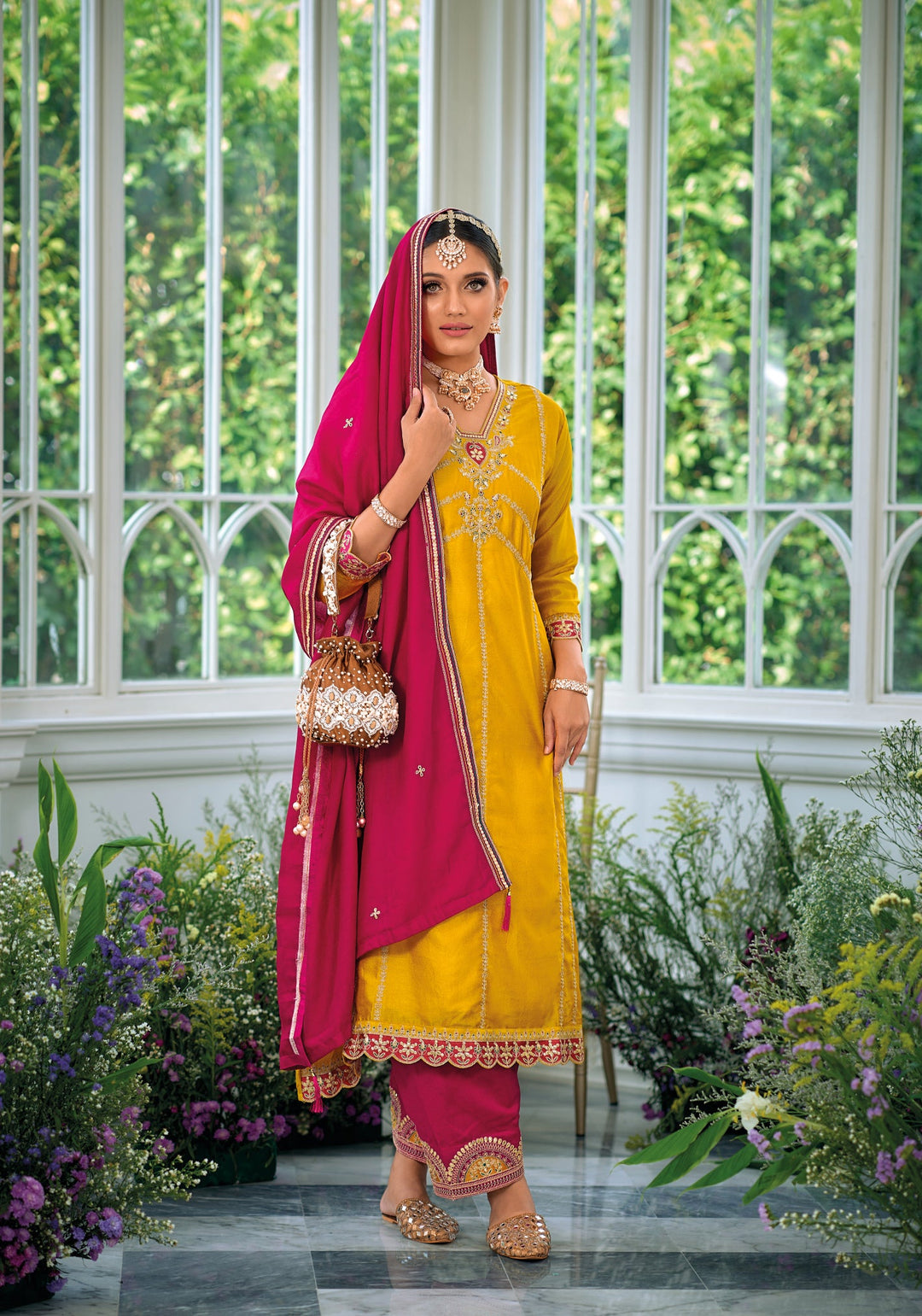 Luxurious Yellow Salwar Suit: Premium Silk, Georgette, Perfect for Weddings & Parties